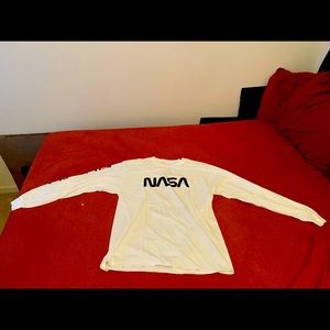 NASA Long Sleeve Graphic-t